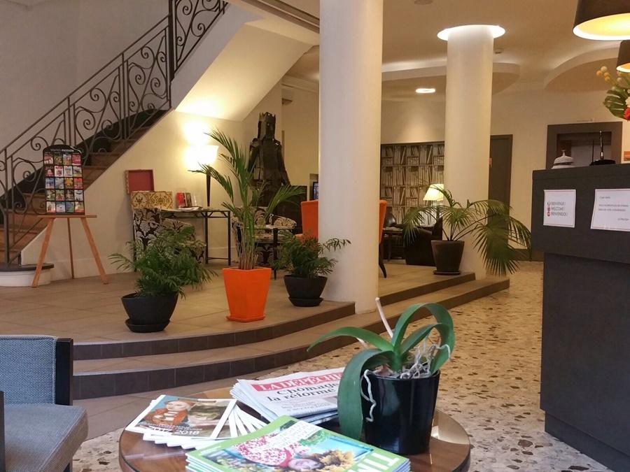 Hotel Raymond 4 Toulouse Buitenkant foto