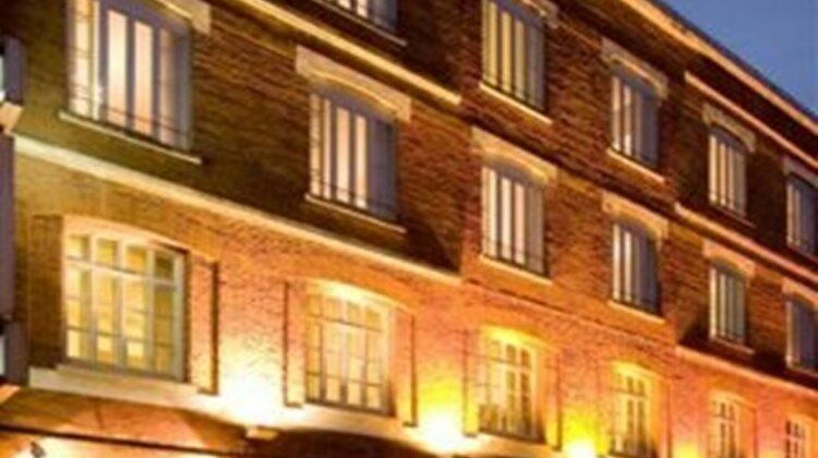 Hotel Raymond 4 Toulouse Buitenkant foto